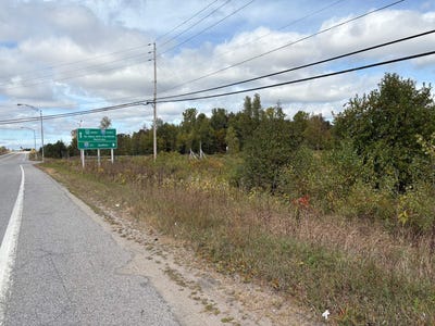 /international/ca/route-dussault-deschambault-grondines-quebec-310102958525/