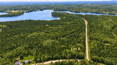 /international/ca/812-evanston-rd-cleveland-ns-b0e-1j0-canada-richmond-county-ns-310108111143/