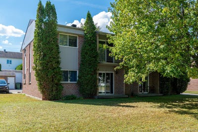 /international/ca/1444-1450-rue-brulotte-fleurimont-quebec-310097006750/