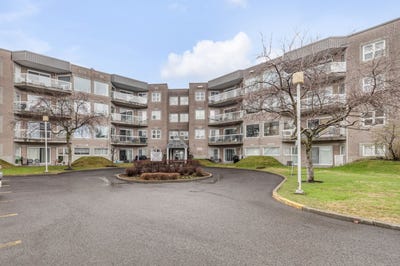 /international/ca/4480-rue-le-monelier-charlesbourg-quebec-310107912556/
