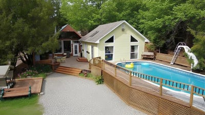 /international/ca/520-ch-de-la-plage-du-ruisseau-caplan-quebec-310107901099/