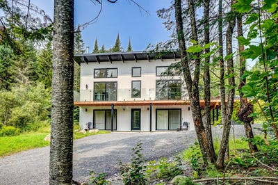 /international/ca/1925-ch-du-ruisseau-mont-blanc-qc-j0t2g0-ca-mont-blanc-quebec-310100040044/