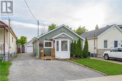 /international/ca/64-churchill-street-st-catharines-ontario-310100601692/