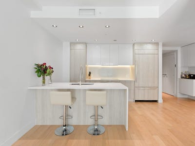 /international/ca/9-boul-des-prairies-pont-viau-quebec-310107642532/