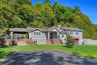 /international/ca/221-ch-de-lac-ste-marie-lac-sainte-marie-quebec-310107088895/