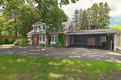 /international/ca/unit-2-210-speedvale-avenue-e-guelph-ontario-310106805379/
