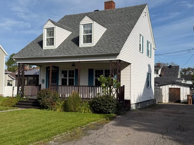 /international/ca/2788-rue-deville-jonquiere-quebec-310110284214/