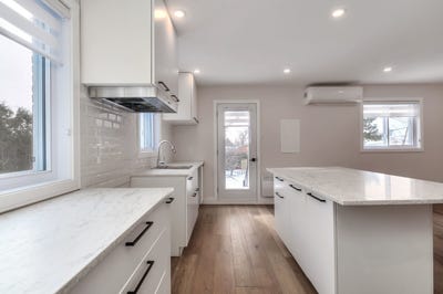 /international/ca/165-rue-de-vendee-laval-quebec-310105026420/
