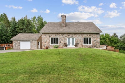 /international/ca/100z-rue-bellehumeur-saint-jean-de-matha-qc-j0k2s0-ca-saint-jean-de-matha-quebec-310101157689/