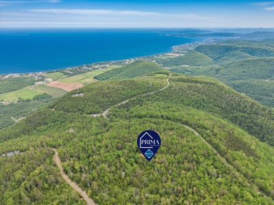 /international/ca/rue-de-la-montagne-carleton-sur-mer-quebec-310106570190/