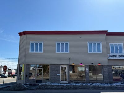/international/ca/3937-rue-de-la-fabrique-jonquiere-qc-g7x3n3-ca-jonquiere-quebec-310100823201/