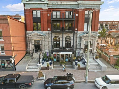/international/ca/261-rue-victoria-salaberry-de-valleyfield-qc-j6t1a9-ca-salaberry-de-valleyfield-quebec-310100825194/