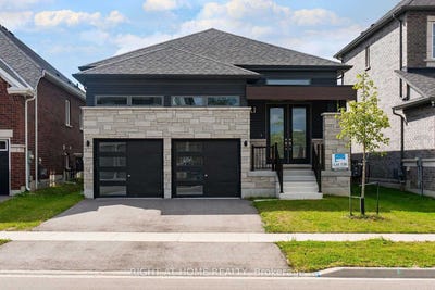 /international/ca/49-simona-avenue-wasaga-beach-ontario-310106854571/
