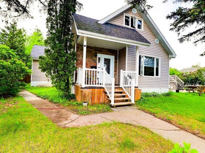 /international/ca/115-rue-montcalm-val-d-or-quebec-310108182400/
