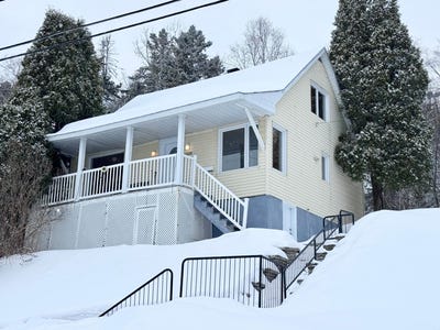 /international/ca/2318-rue-de-la-montagne-jonquiere-quebec-310106936414/