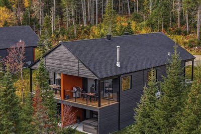 /international/ca/8a-ch-du-haut-lieu-petite-riviere-saint-francois-quebec-310120501096/