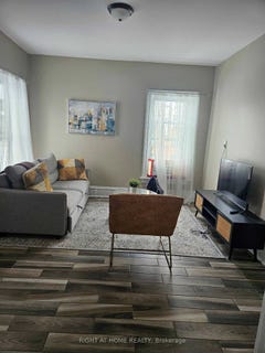 /international/ca/3-199-catharine-street-n-hamilton-ontario-310106066443/