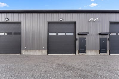 /international/ca/50-rue-des-metiers-lavaltrie-quebec-310103462294/