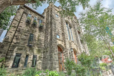 /international/ca/3640-rue-jeanne-mance-montreal-quebec-310110427677/
