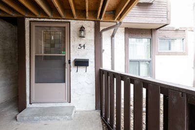/international/ca/120-niakwa-rd-winnipeg-manitoba-310107967899/