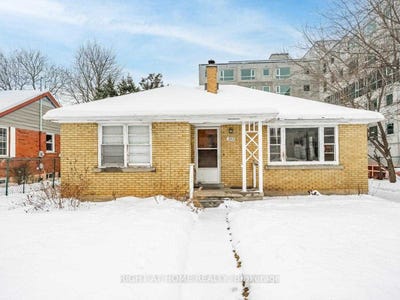 /international/ca/293-albert-street-waterloo-ontario-310099937288/