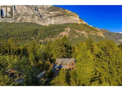 /international/ca/1615-campbell-road-golden-british-columbia-310120538956/