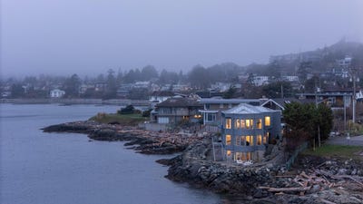 /international/ca/2179-crescent-rd-oak-bay-british-columbia-310100483136/
