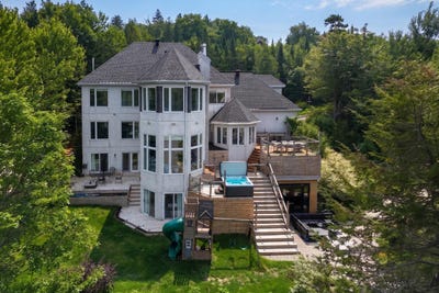/international/ca/851-ch-morgan-saint-adolphe-d-howard-quebec-310107559229/