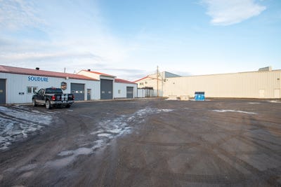 /international/ca/703-route-du-president-kennedy-desjardins-qc-g6c1e1-ca-desjardins-quebec-310094960433/