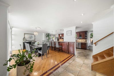 /international/ca/1045-bloor-street-mississauga-ontario-310100990159/