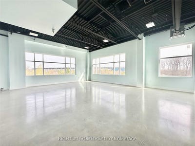 /international/ca/210-210-3485-rebecca-street-oakville-ontario-310107491556/