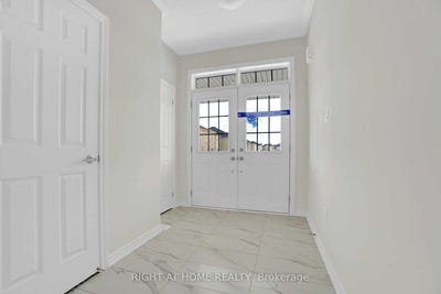 /international/ca/308-stewart-street-shelburne-ontario-310100697471/
