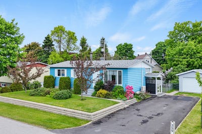 /international/ca/359-av-du-plateau-rimouski-quebec-310109076258/