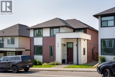 /international/ca/2939-constellation-avenue-langford-british-columbia-310109740026/