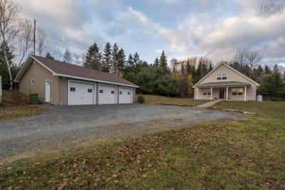 /international/ca/21-tanner-frederick-road-glen-haven-nova-scotia-310106574165/