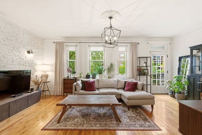 /international/ca/22-rue-du-prince-arthur-saint-lambert-quebec-310108920721/