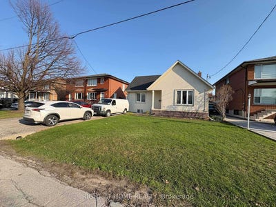 /international/ca/25-burlingame-road-toronto-ontario-310107588358/