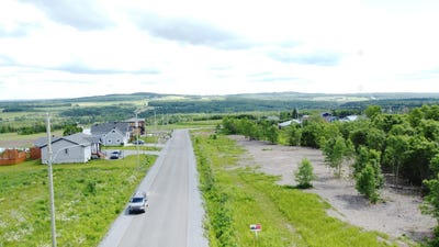 /international/ca/20-rue-des-champs-saint-clement-quebec-310106387976/