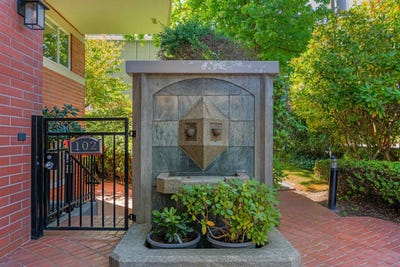 /international/ca/2128-w-43rd-avenue-102-vancouver-british-columbia-310101414144/?lang=fr