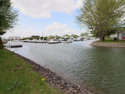 /international/ca/37-57e-avenue-saint-paul-de-l-ile-aux-noix-quebec-310104889701/