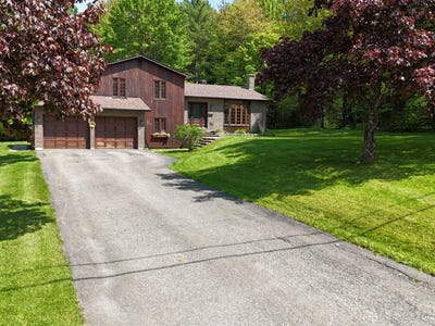 /international/ca/206-ch-dearden-westbury-qc-j0b1r0-ca-westbury-quebec-310098815521/