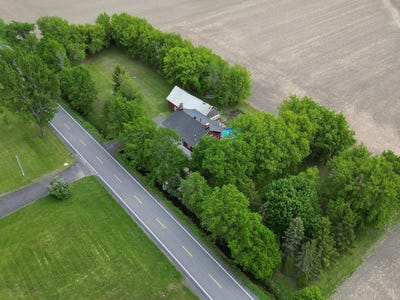 /international/ca/2619z-rue-principale-saint-blaise-sur-richelieu-quebec-310108940355/