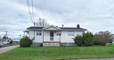 /international/ca/1800-rue-st-jean-alma-quebec-310107673875/