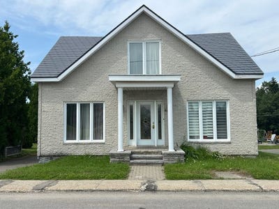 /international/ca/405-rue-notre-dame-o-trois-pistoles-qc-g0l4k0-ca-trois-pistoles-quebec-310100825439/