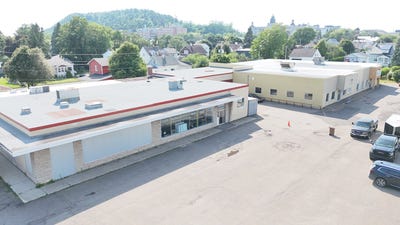 /international/ca/907-rue-rouleau-la-pocatiere-qc-g0l1z0-ca-la-pocatiere-quebec-310100662166/