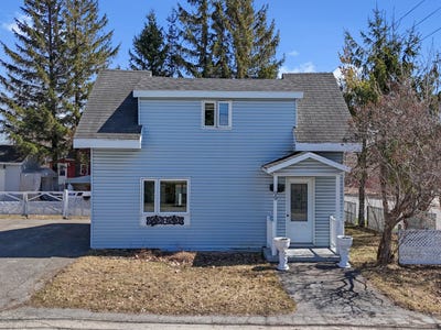 /international/ca/99-av-boucherville-mont-joli-quebec-310108043064/