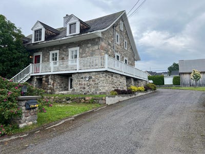 /international/ca/811-boul-st-germain-rimouski-qc-g5l3t4-ca-rimouski-quebec-310098171028/