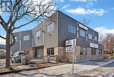 /international/ca/435-york-boulevard-hamilton-on-hamilton-strathcona-prince-edward-island-310120477050/