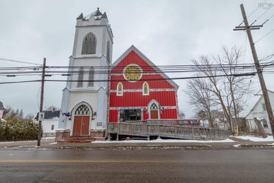 /international/ca/298-granville-street-bridgetown-nova-scotia-310106965891/