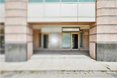 /international/ca/15-15-108-corporate-drive-toronto-ontario-310107411842/
